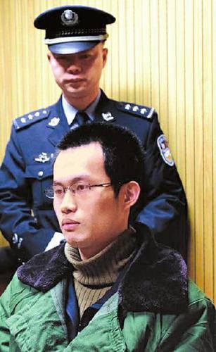 一审宣判时,林森浩面无表情。