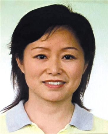 李晓梅被指为周永康关系密切人。