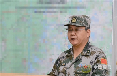 军长张岩喝酒被撤 与老部下喝酒致一人死亡