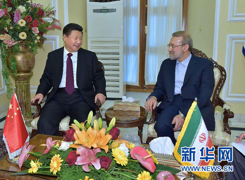 1月23日，国家主席习近平在德黑兰会见伊朗伊斯兰议会议长拉里贾尼。 新华社记者李涛摄