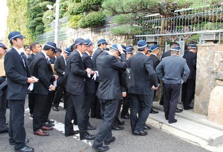 日本山口组分裂后势力衰减 警方拟“彻底取缔”