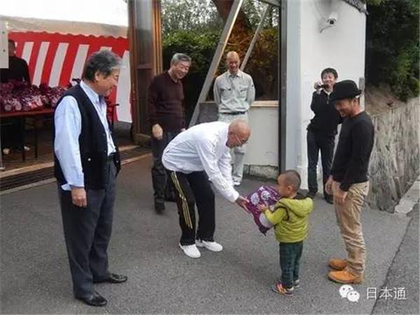 日本山口组分裂后势力衰减 警方拟“彻底取缔”
