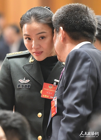 两会微表情4