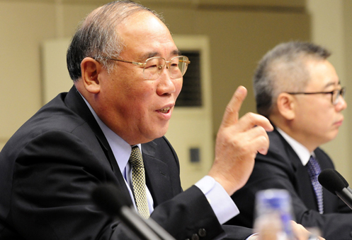 全国政协委员、发改委原副主任解振华