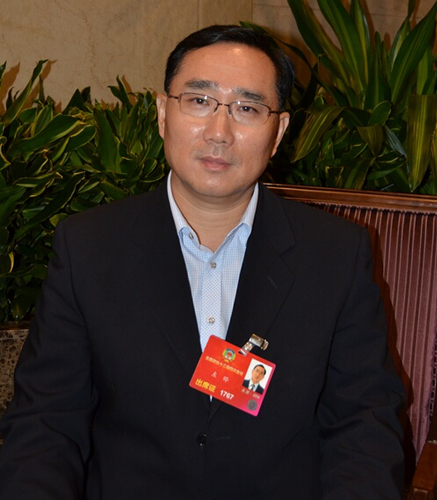 左晔委员