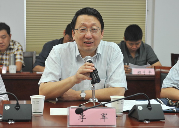 李军