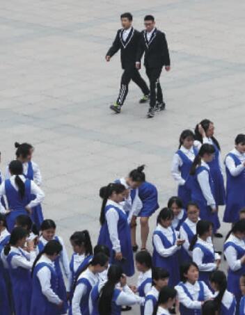 在幼师学校里，男生是绝对的少数派
