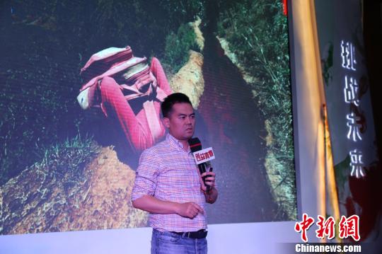 图为邓飞谈公益创业。　郭传太　摄
