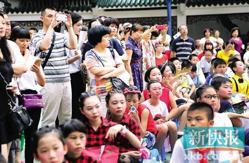 儿童节爸妈没假很闹心 家长急盼