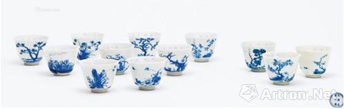 清康熙 青花十二花神杯 （一套） 估价：RMB10，000，000-12，000，000 北京匡时