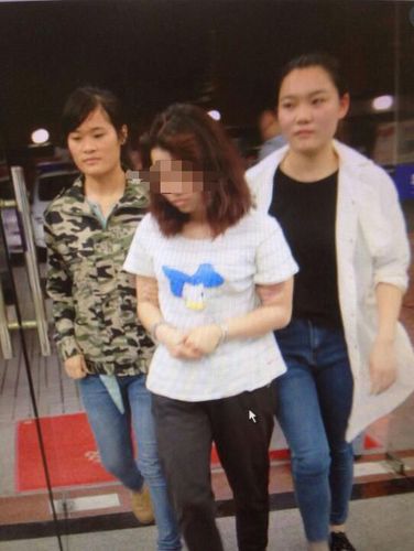 罗湖警方将嫌疑人抓获。