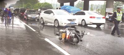 图为事故现场。
