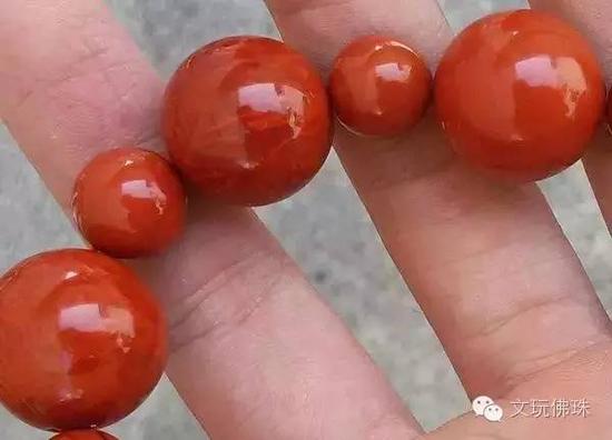 蒙料南红珠子
