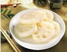 夏季嗓子疼怎么办？ 吃对食物很重要