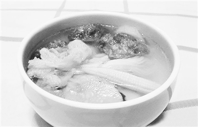 玉米笋蔬菜汤