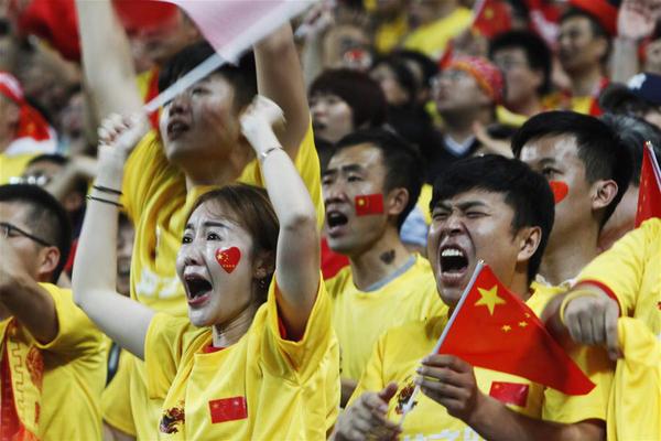 国足2-3不敌韩国3