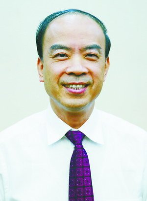 黄强 黄强