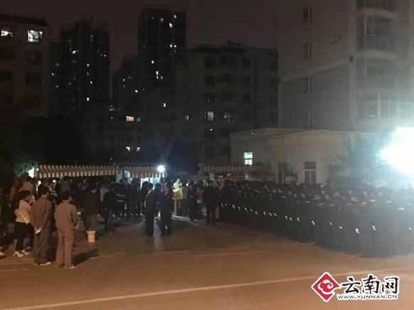 点击进入下一页