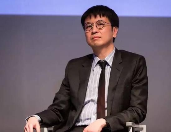 香港收藏家仇浩然（Hallam Chow），仇浩然在美国修读法律，于2006年回到香港定居和工作并开始其对亚洲当代艺术的支持与收藏，图片来源：中央美术学院