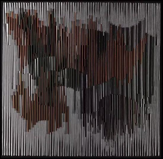 　　《光敏色素21号（Physichromie 21）》，卡洛斯•克鲁兹- 迭兹（Carlos Cruz-Diez），纸板上木材和酪蛋白，1960年