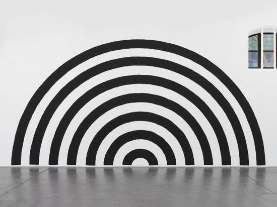 马丁·克里德，《Work No。 2491》，2015。图片：致谢乔空间