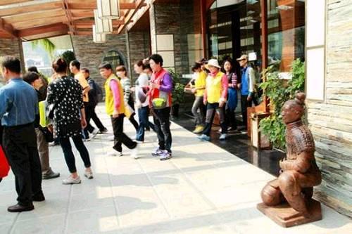 这些土豪的藏品被解锁后，真相难以置信