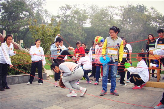“迷马”缘何席卷大学校园：体育与公益的