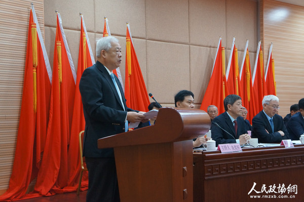 中共厦门市委常委、宣传部长叶重耕致辞。3_副本