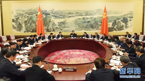 12月26日至27日，中共中央政治局召开民主生活会，中共中央总书记习近平主持会议并发表重要讲话。 新华社记者 饶爱民 摄1
