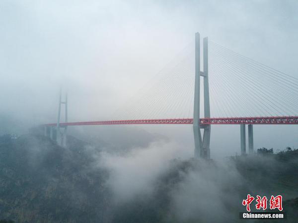 世界第一高桥建成通车3