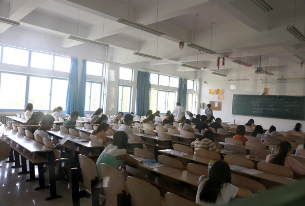 南京学校考试高利贷