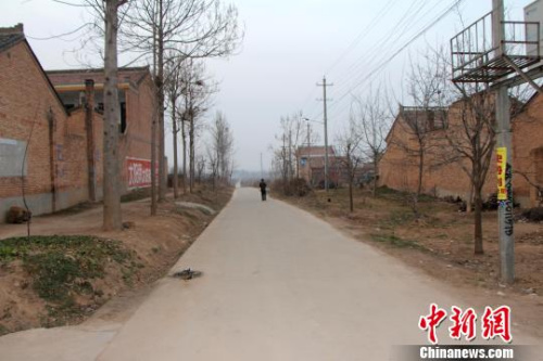 图为滞印54年中国老兵家乡咸阳薛宅南村。梅镱泷 摄