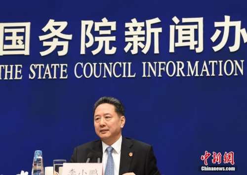 2月27日，国务院新闻办公室在北京举行新闻发布会。交通运输部部长李小鹏回答记者提问。<a target='_blank' href='http://www.chinanews.com/'>中新社</a>记者 张勤 摄