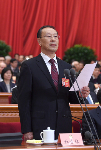 3月3日，中国人民政治协商会议第十二届全国委京员会第五次会议在北人民大会堂开幕。全国政协副主席杜青林主持开幕会。