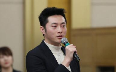人民日报记者提问“去年脱贫工作的成果评价”