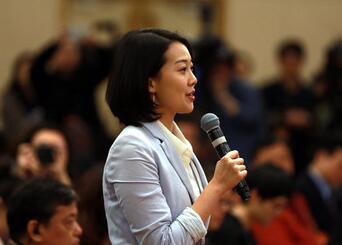 凤凰卫视记者提问“中国医养结合型养老的发展空间”