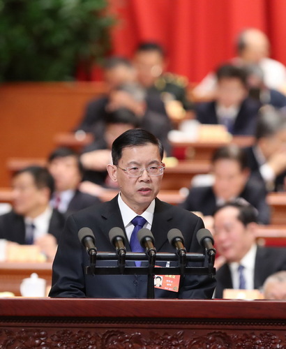 郝明金委员代表民建中央作《培育发展新生中小城市 推进新型城镇化建设》的发言