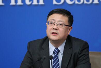 陈吉宁：解决环保问题靠理念和技术 普及教育很重要