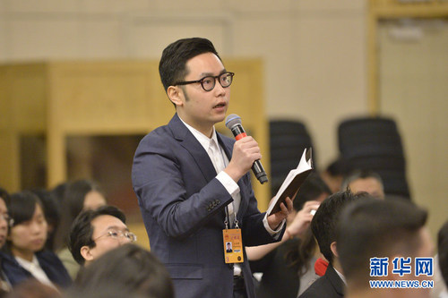 中国新闻社记者提问