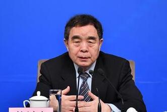 柳斌杰：认真贯彻“四严”精神 管好食安问题