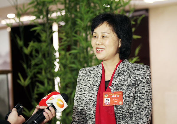 湖南省委常委、省委统战部部长黄兰香在北京接受记者专访  湖南日报记者 刘尚文 摄