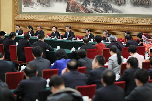 从人民中汲取治国理政的智慧和力量——习近平总书记同十二届全国人大代表、全国政协委员共商国是全纪实