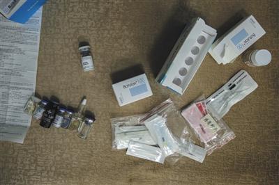 2月27日，在金泰国际美容中心，没有中文标识的肉毒素被摆在桌上。新京报记者 彭子洋摄 