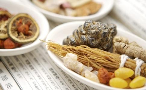 唐祖宣呼吁：加快建立健全中医药管理体系