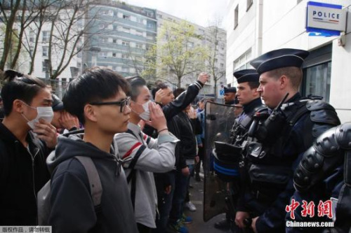 点击进入下一页
