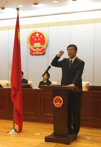 阴和俊。图片来源：央视新闻客户端。