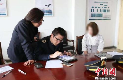 经查，涉事医院存在手术间杂物过多、手术器械塑封前未对塑封膜做测漏试验检测、高压蒸汽灭菌器未定期开展生物学检测等违法违规行为。太原市卫生监督所提供