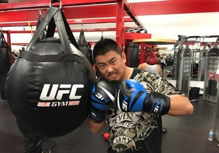 雷公太极创始人魏雷，仅20秒就被打得满脸鼻血。