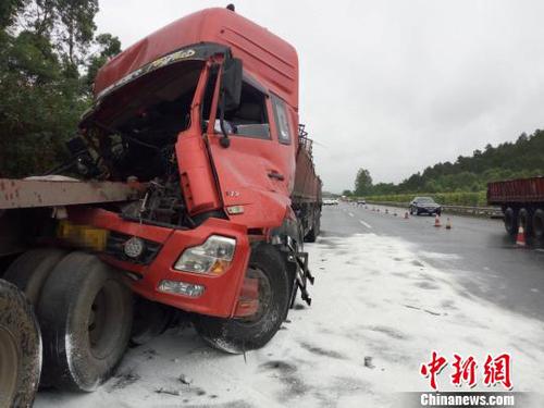 图为事故现场。　潘洪江 摄