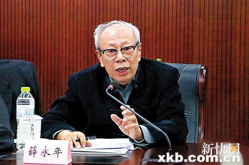 人物简介 薛永年 著名美术史学家、美术评论家。中央美术学院人文学院教授、博士生导师。